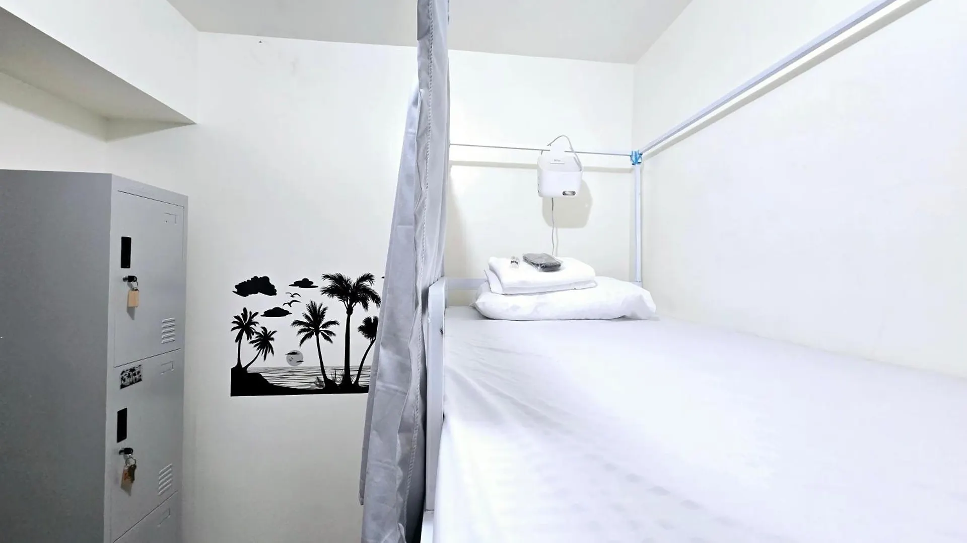 Mari Condo Hostel Manila